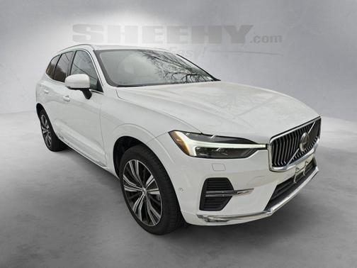 2022 Volvo XC60 B5 Inscription