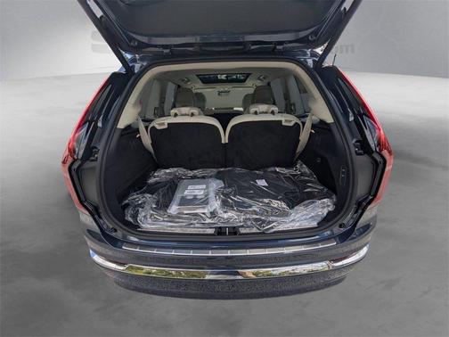 2026 Volvo XC90 B6 Ultra 7-Seater