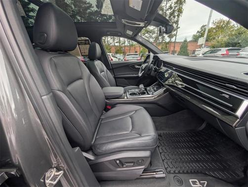 2021 Audi Q7 55 Premium Plus