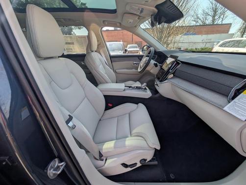 Denim Blue Metallic 2026 Volvo XC90 B6 Ultra 7-Seater