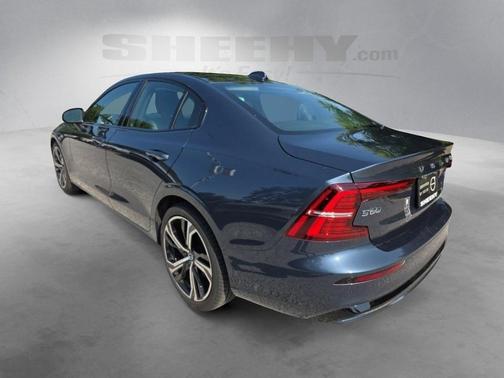 2025 Volvo S60 B5 Core