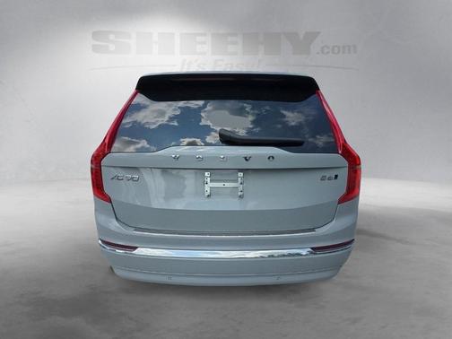2024 Volvo XC90 B6 Core Bright Theme