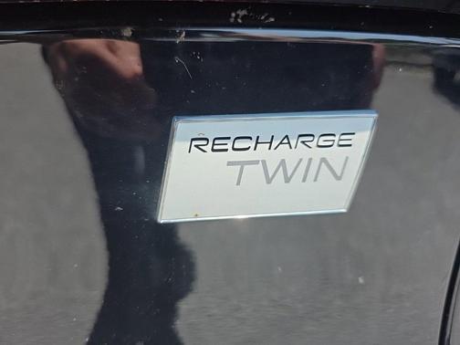 2022 Volvo C40 Recharge Pure Electric P8 Ultimate