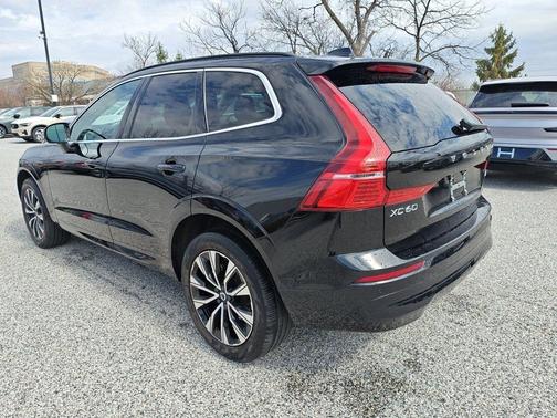 2023 Volvo XC60 B5 Core