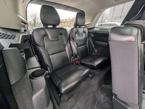 2019 Volvo XC90 T6 Inscription