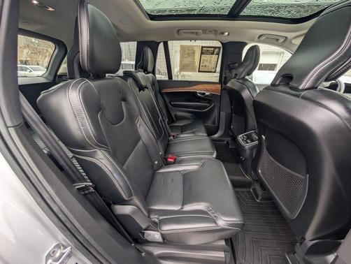 2019 Volvo XC90 T6 Inscription