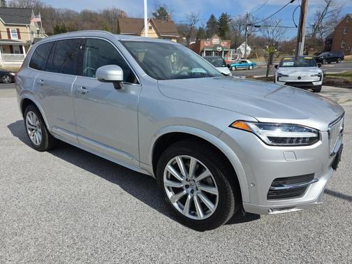 2019 Volvo XC90 T6 Inscription