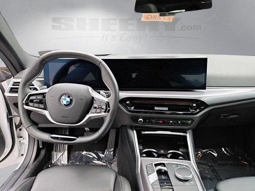 Mineral White Metallic 2025 BMW 430 i xDrive