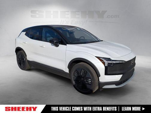 Crystal White 2026 Volvo EX30 TWIN MOTOR CROSS COUNTRY ULTRA