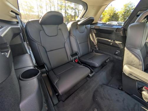 2026 Volvo XC90 B6 Ultra 6-Seater