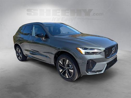 2026 Volvo XC60 B5 Plus