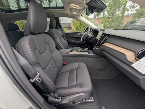 Crystal White 2026 Volvo XC60 B5 Plus