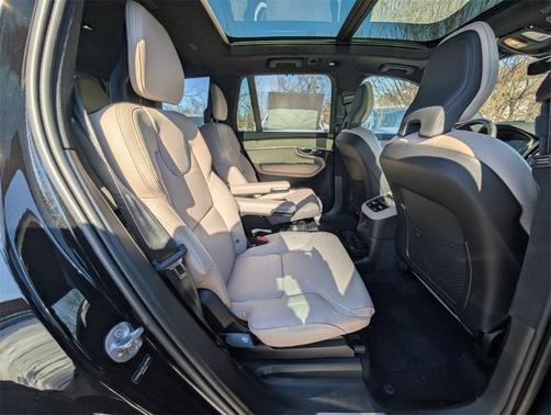 2026 Volvo XC90 Plug-In Hybrid T8 Ultra 6-Seater