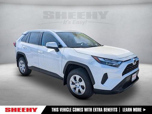 2025 Toyota RAV4 LE