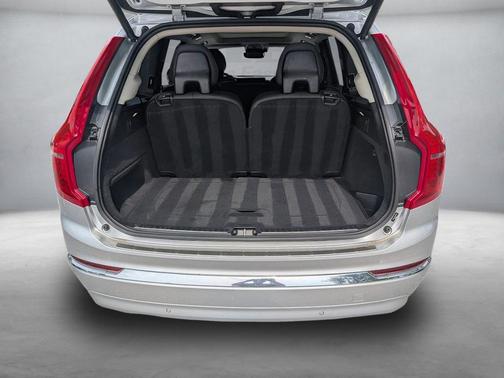 2022 Volvo XC90 Recharge Plug-In Hybrid T8 Inscription Extended Range 7P