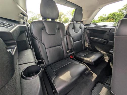 2022 Volvo XC90 Recharge Plug-In Hybrid T8 Inscription Extended Range 7P