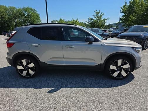 Silver 2023 Volvo XC40 Recharge Pure Electric Twin Ultimate