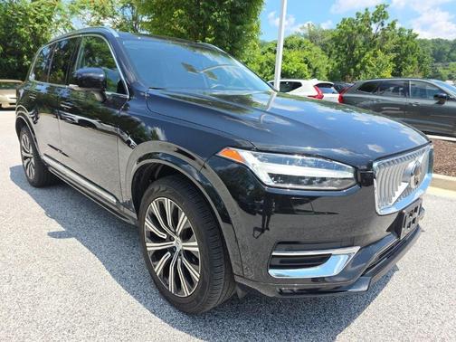 Onyx Black Metallic 2023 Volvo XC90 B6 Plus 7-Seater