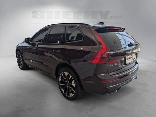 Mulberry 2026 Volvo XC60 Plug-In Hybrid T8 Ultra