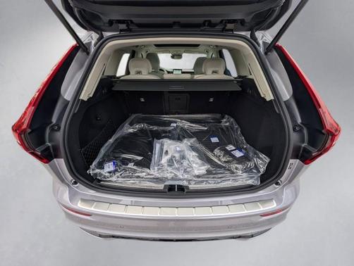 Aurora Blue 2026 Volvo XC60 B5 Ultra