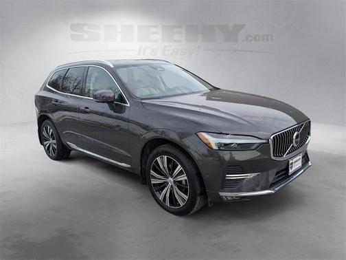 2022 Volvo XC60 B5 Inscription