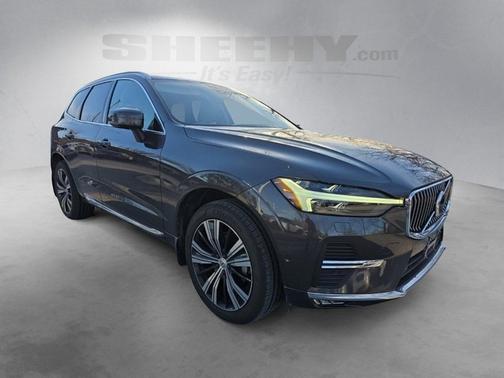 2022 Volvo XC60 B5 Inscription
