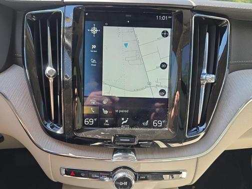 Denim Blue Metallic 2020 Volvo XC60 T5 Inscription