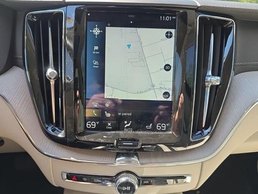 Denim Blue Metallic 2020 Volvo XC60 T5 Inscription