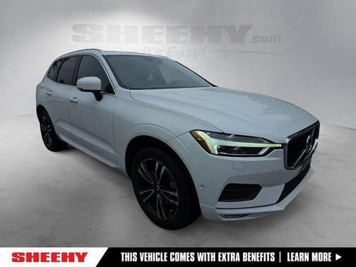 Ice White 2019 Volvo XC60 T5 Momentum