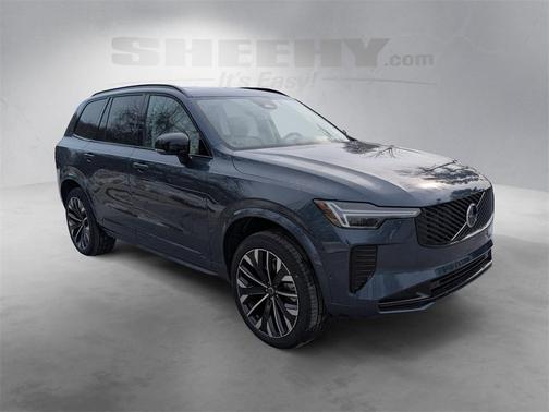 2026 Volvo XC90 B6 Ultra Dark Theme 7-Seater