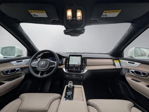 Crystal White Pearl 2026 Volvo XC90 B6 Ultra 7-Seater