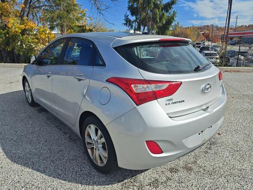 2015 Hyundai Elantra GT Base