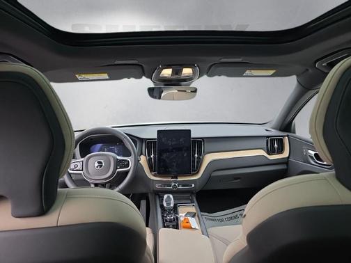 Crystal White Metallic 2026 Volvo XC60 B5 Plus