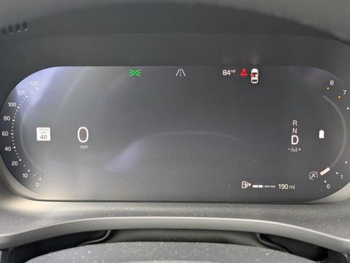 Crystal White Metallic 2026 Volvo XC60 B5 Plus