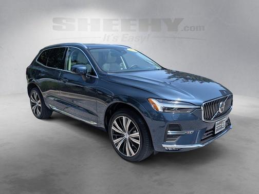 Denim Blue Metallic 2023 Volvo XC60 B5 Ultimate Bright Theme