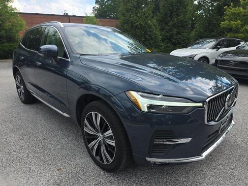 Denim Blue Metallic 2023 Volvo XC60 B5 Ultimate Bright Theme