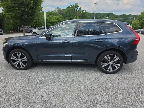 Denim Blue Metallic 2023 Volvo XC60 B5 Ultimate Bright Theme