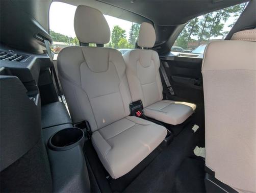 2026 Volvo XC90 B5 Plus 7-Seater
