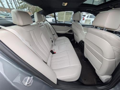 2023 BMW 540 i xDrive