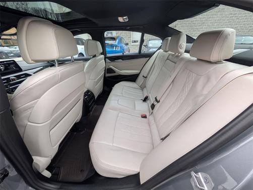 2023 BMW 540 i xDrive