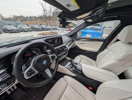 2023 BMW 540 i xDrive