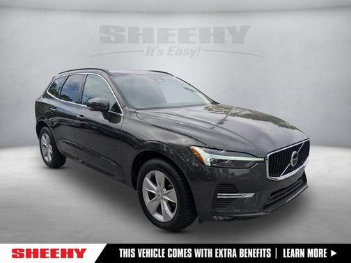 2022 Volvo XC60 B5 Momentum