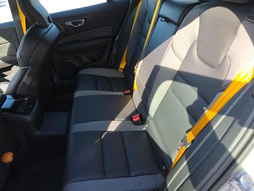 2024 Volvo V60 Recharge Plug-In Hybrid T8 Polestar Engineered