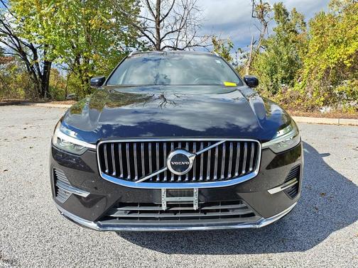 2022 Volvo XC60 B5 Inscription