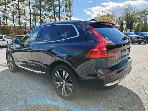 2022 Volvo XC60 B5 Inscription