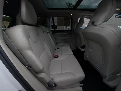 Crystal White Metallic 2024 Volvo XC90 B6 Plus Bright Theme 7-Seater