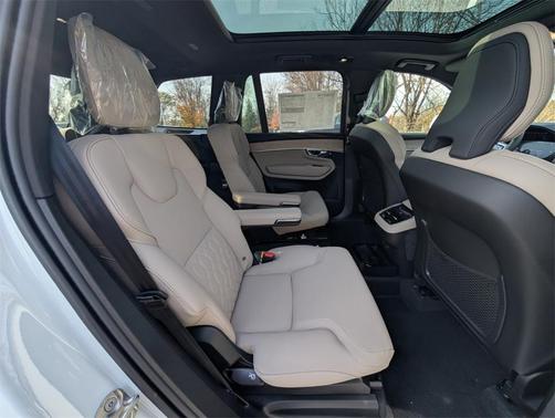 2026 Volvo XC90 B6 Plus 6-Seater