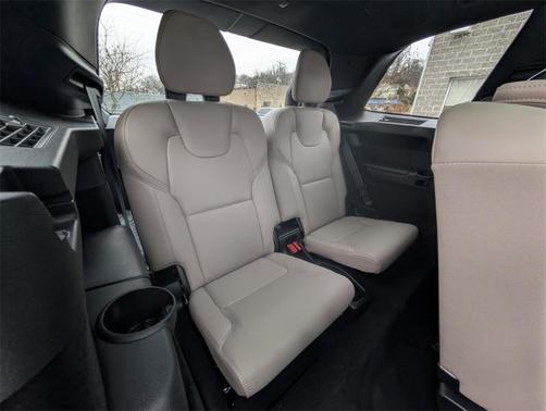 2026 Volvo XC90 B6 Ultra 7-Seater