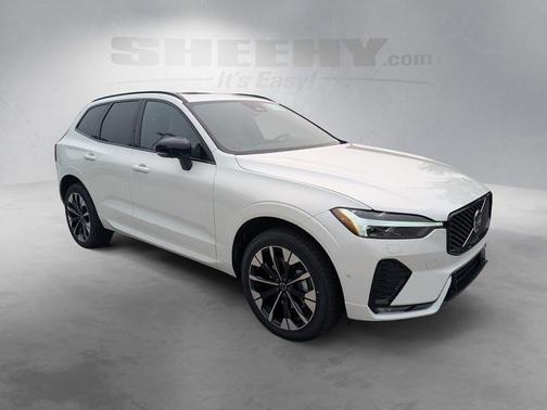 Crystal White 2026 Volvo XC60 B5 Plus