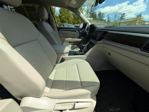 2021 Volkswagen Atlas 3.6 V6 SE w/ Technology